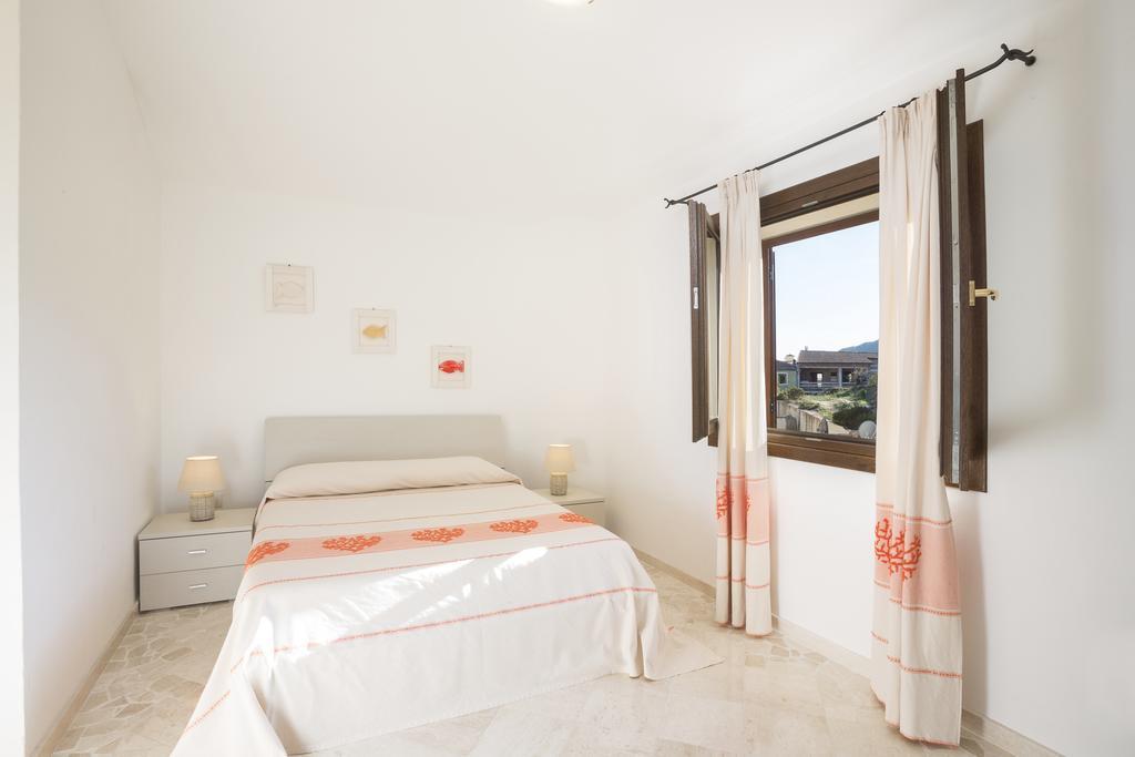 Le Maree Apartments Cannigione Eksteriør billede