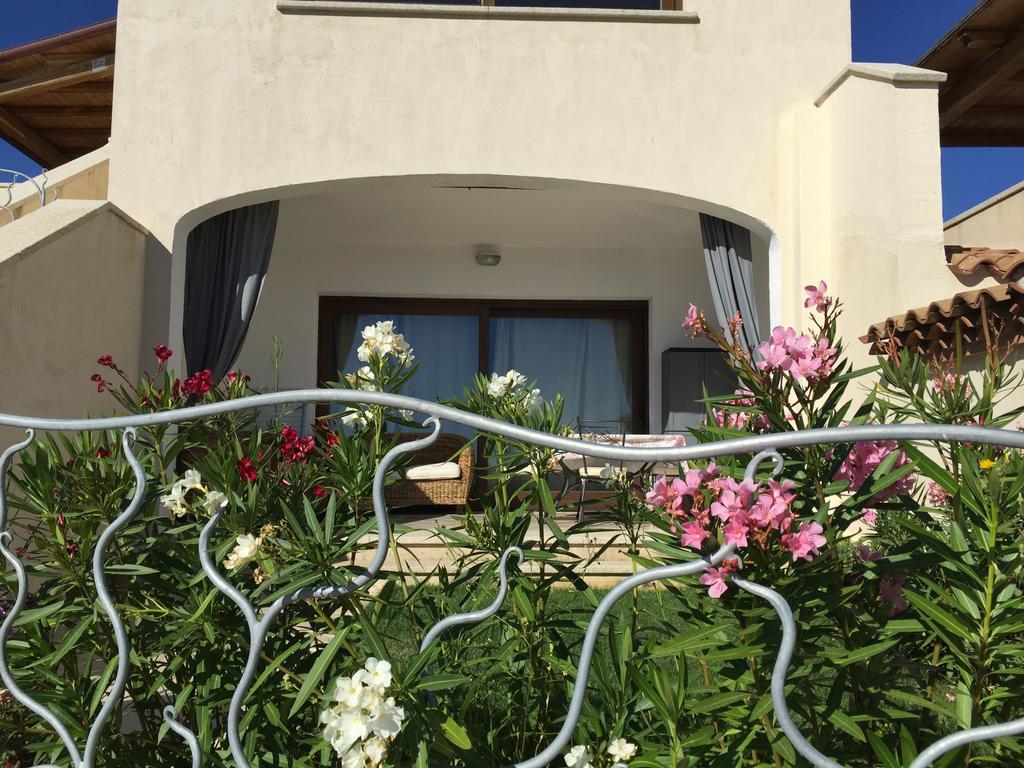 Le Maree Apartments Cannigione Eksteriør billede